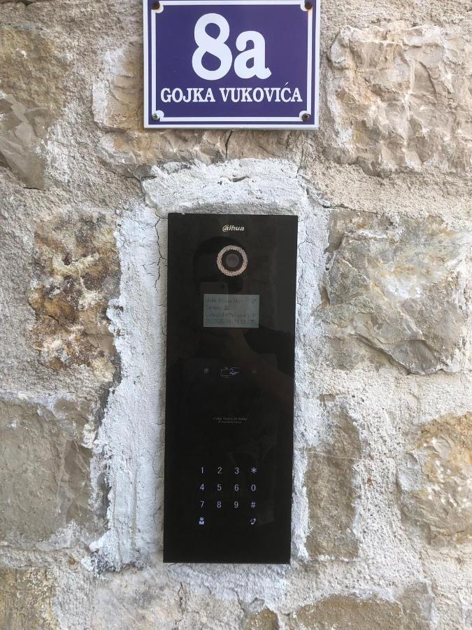 Apartman 2 Old Bridge View Mostar Bagian luar foto
